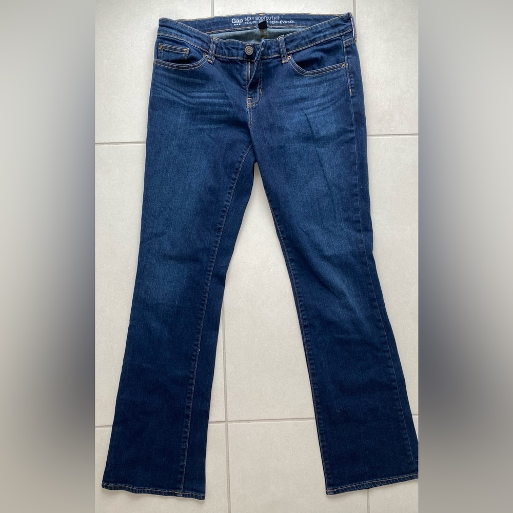 GAP Sexy Bootcut Dark Wash Jeans – Mid Rise Stretch Denim | Size 8